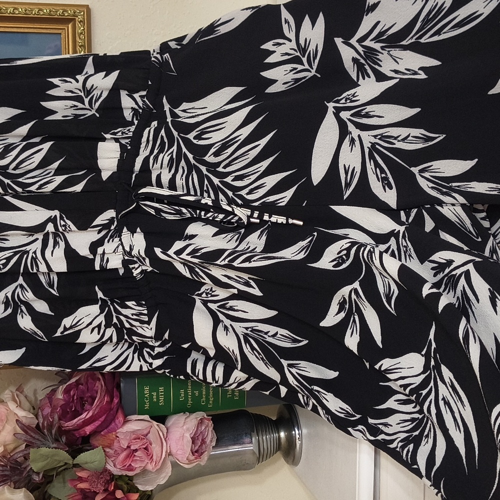 Ralph Lauren Monochrome Leaf Pattern Jumpsuit Size 14 P Scandinavian Vacation - Picture 6 of 9